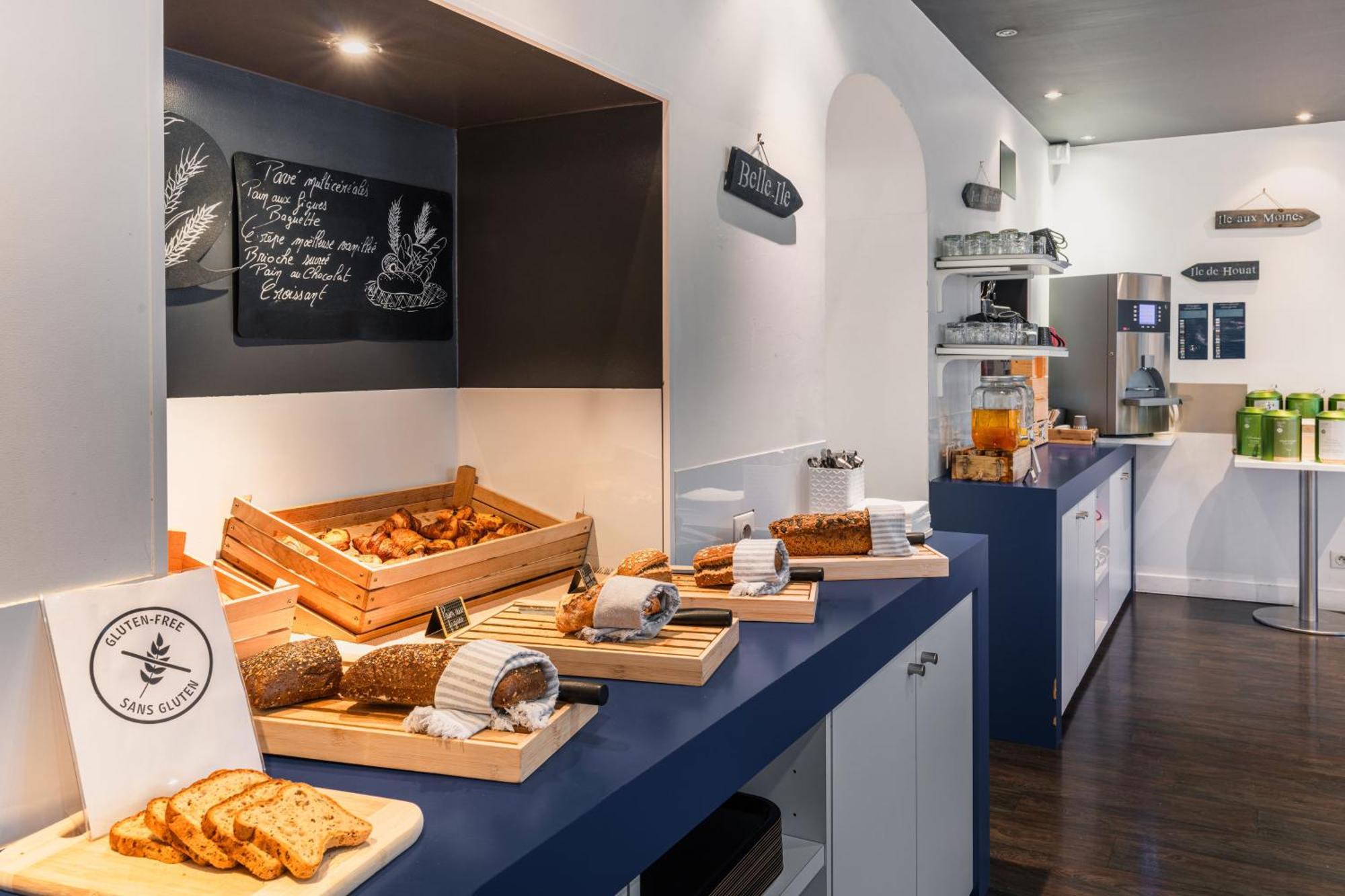 Ibis Styles Vannes Gare Centre Eksteriør bilde