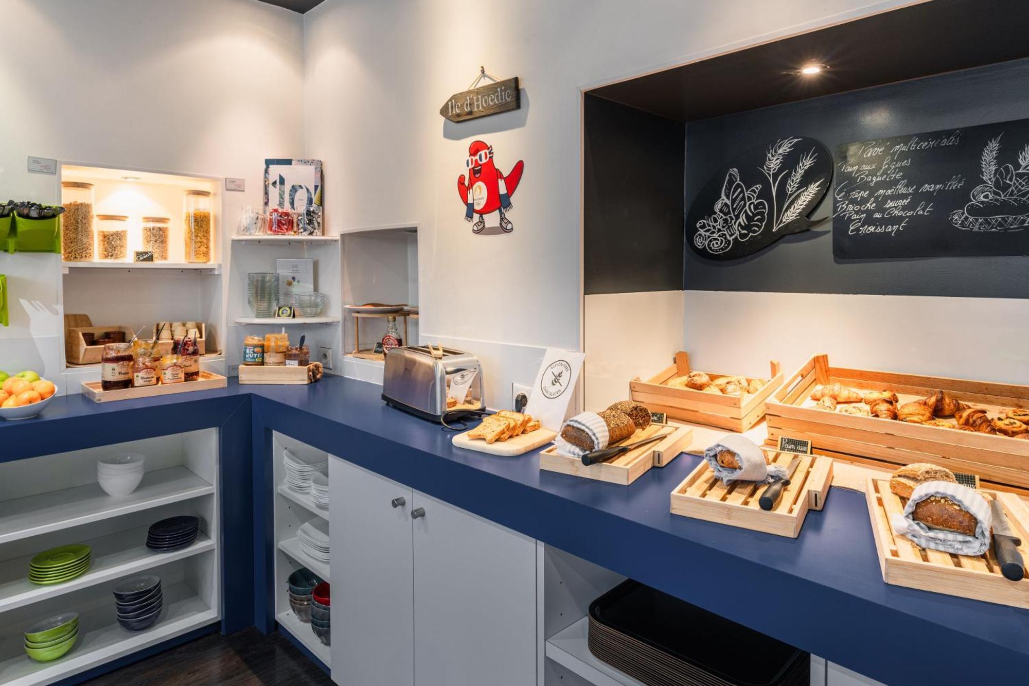 Ibis Styles Vannes Gare Centre Eksteriør bilde
