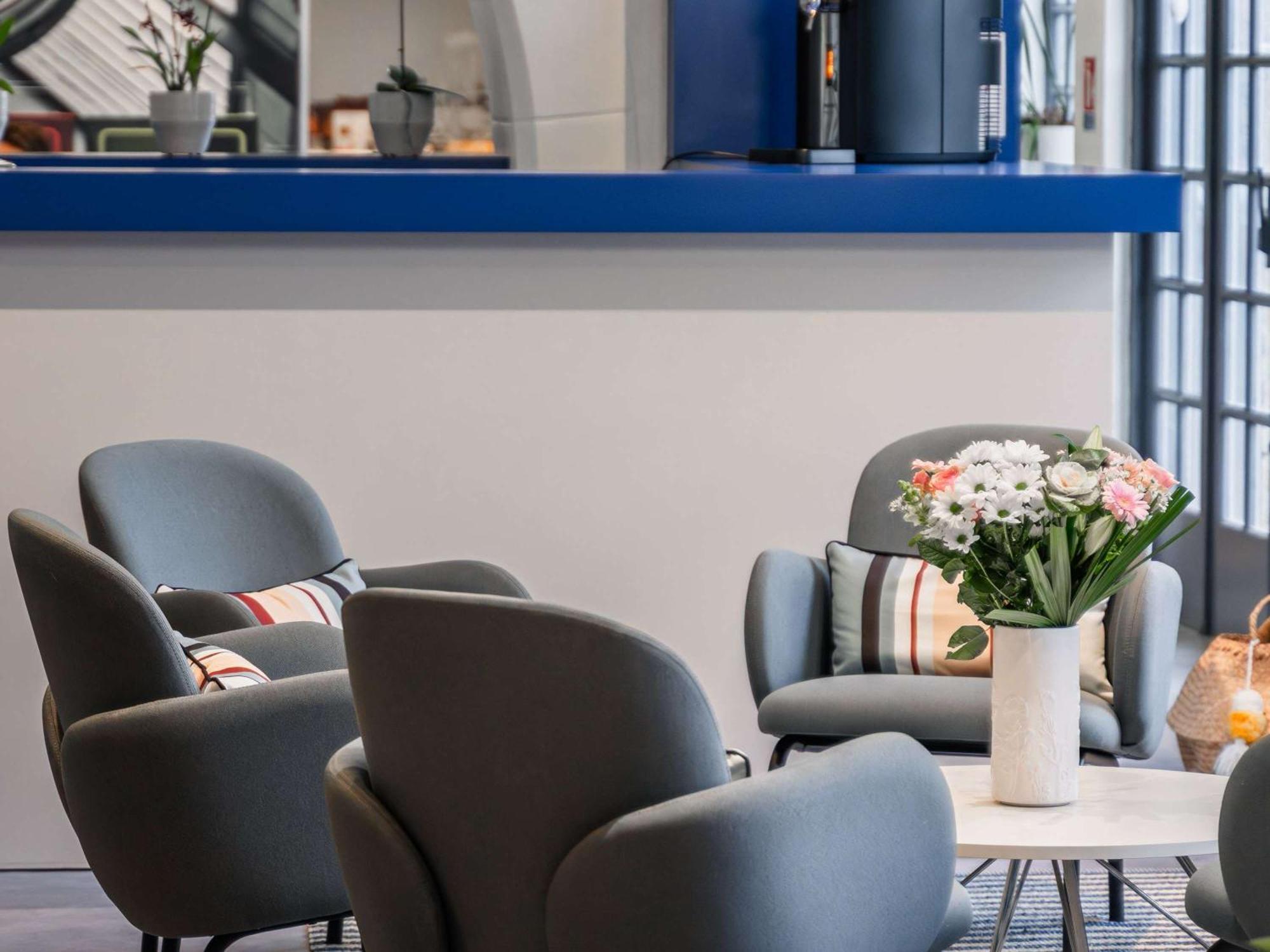 Ibis Styles Vannes Gare Centre Eksteriør bilde