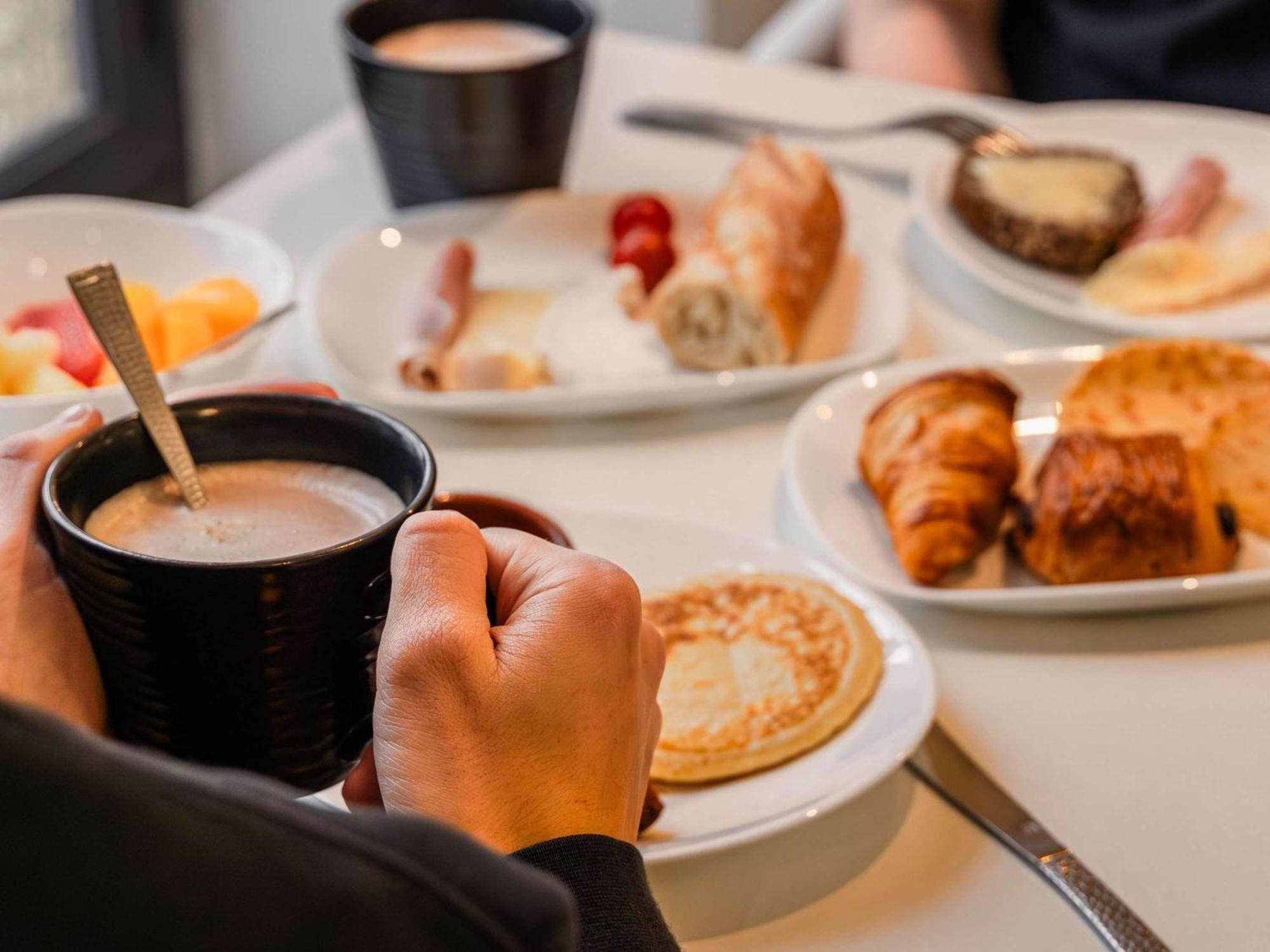 Ibis Styles Vannes Gare Centre Eksteriør bilde