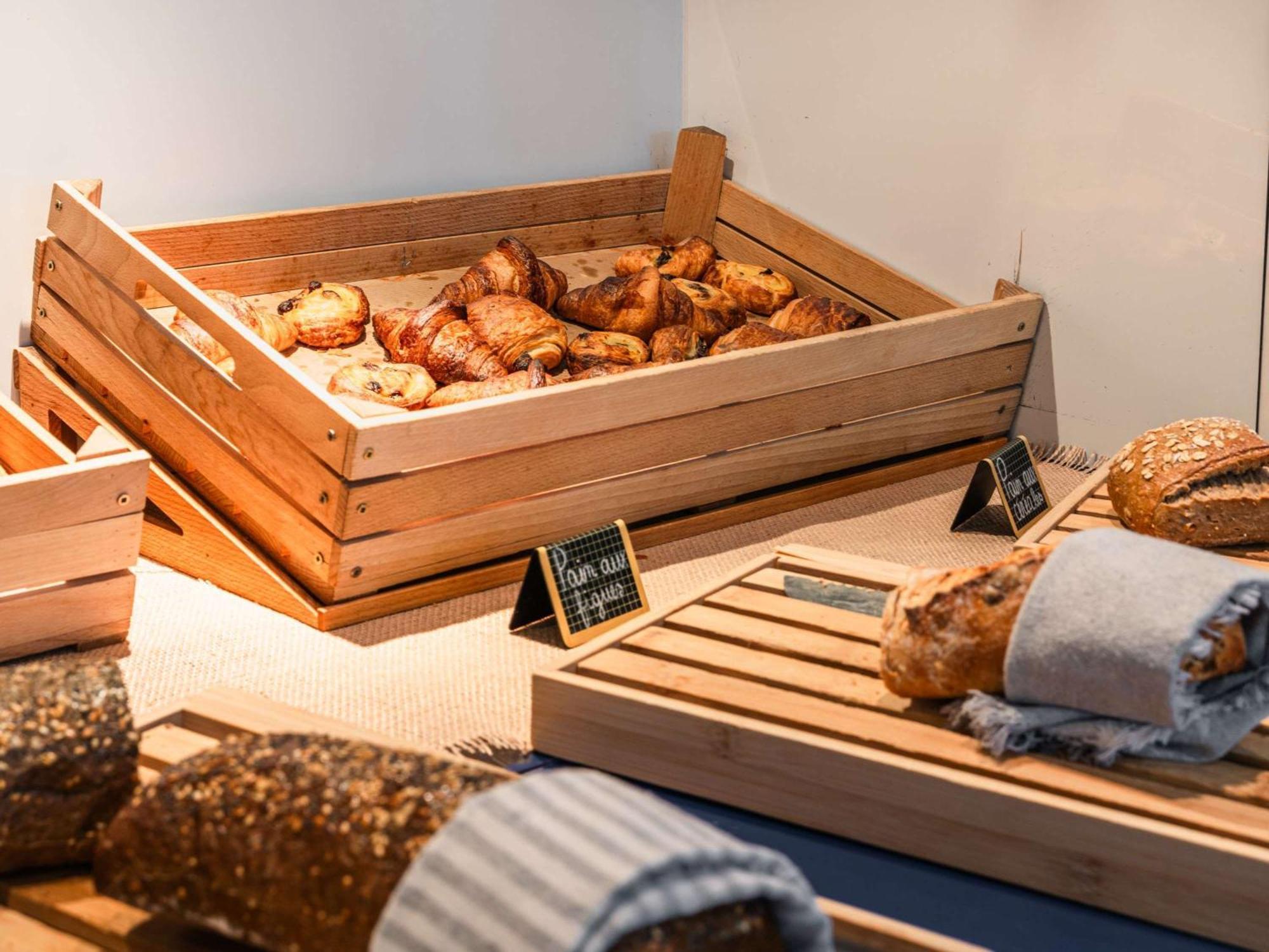 Ibis Styles Vannes Gare Centre Eksteriør bilde