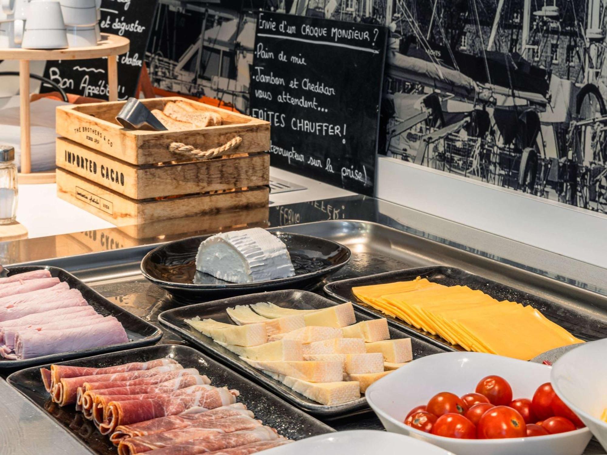 Ibis Styles Vannes Gare Centre Eksteriør bilde