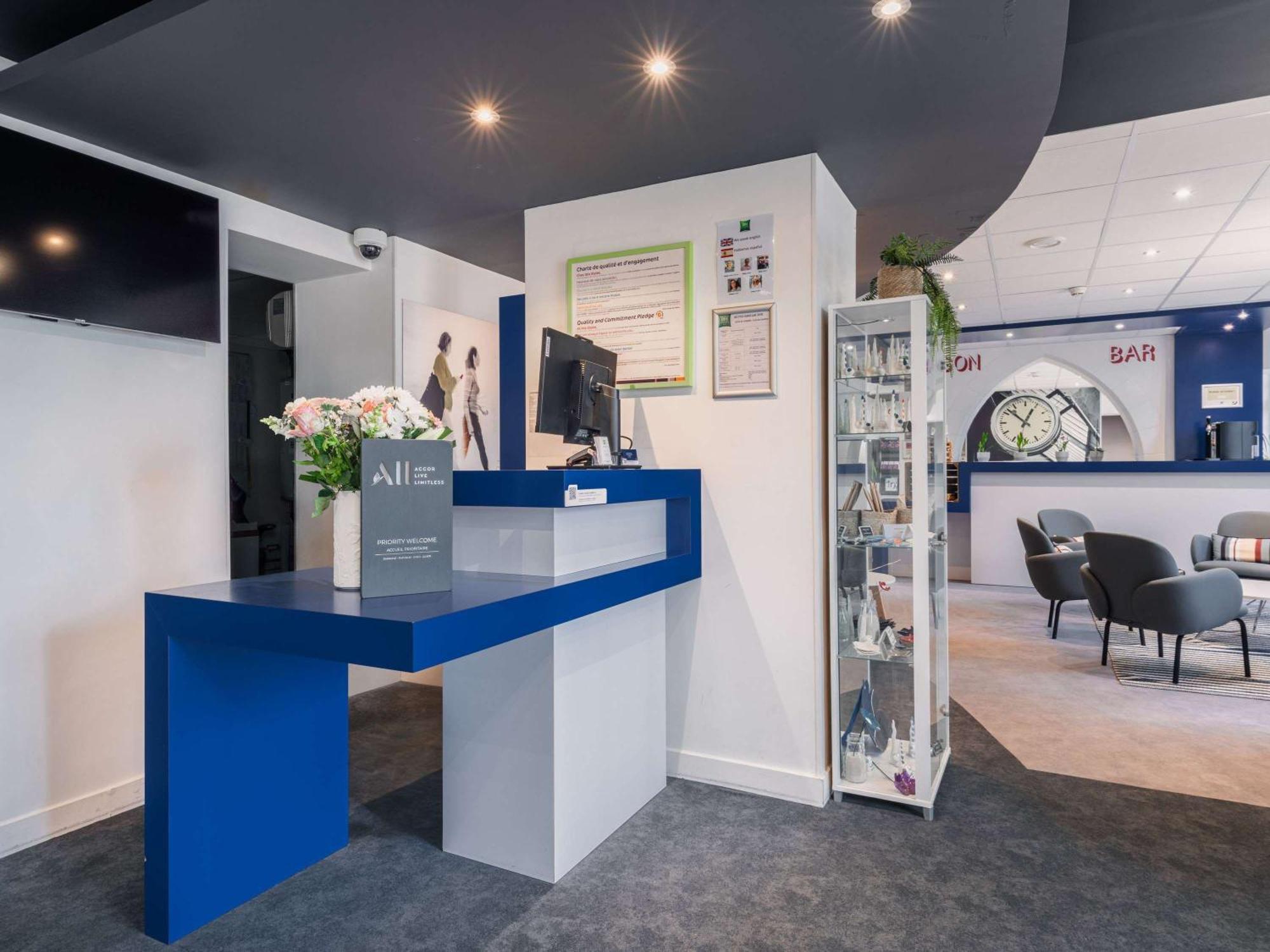 Ibis Styles Vannes Gare Centre Eksteriør bilde
